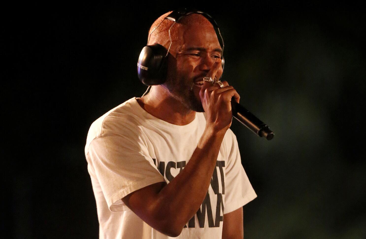 Review: Frank Ocean remains willfully elusive at Coachella - Los